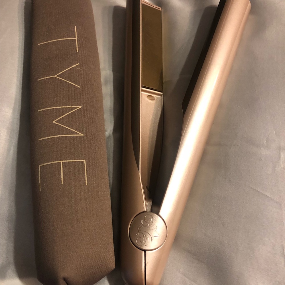 TYME curling iron
